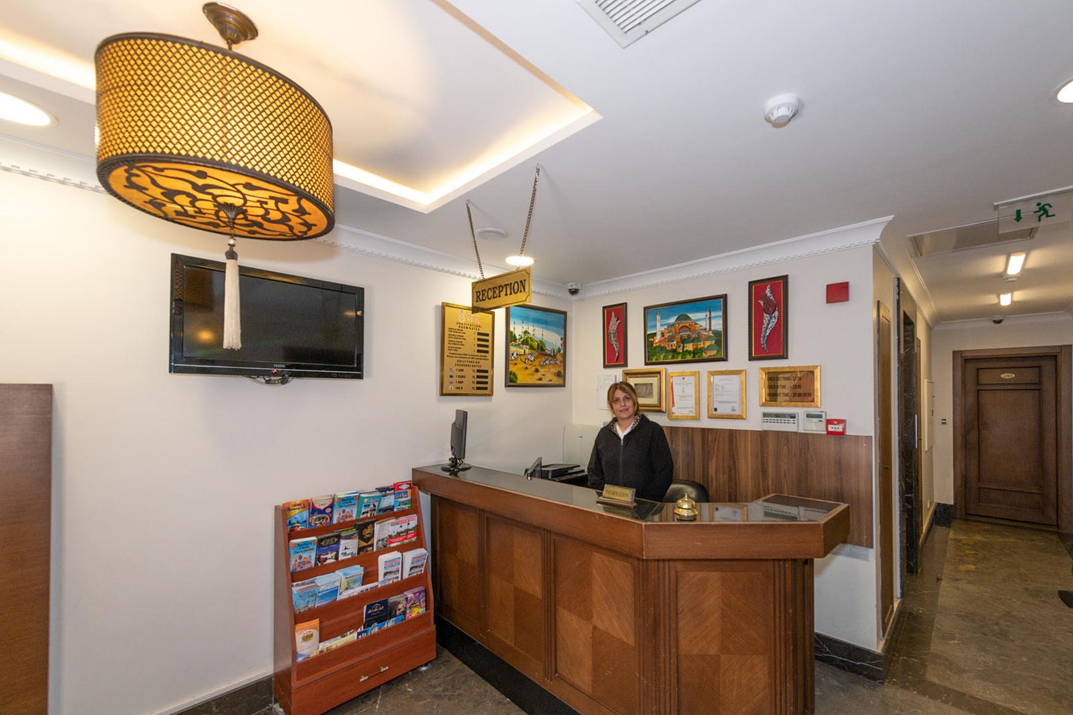 Aristocrat Hotel Istanbul Exterior photo